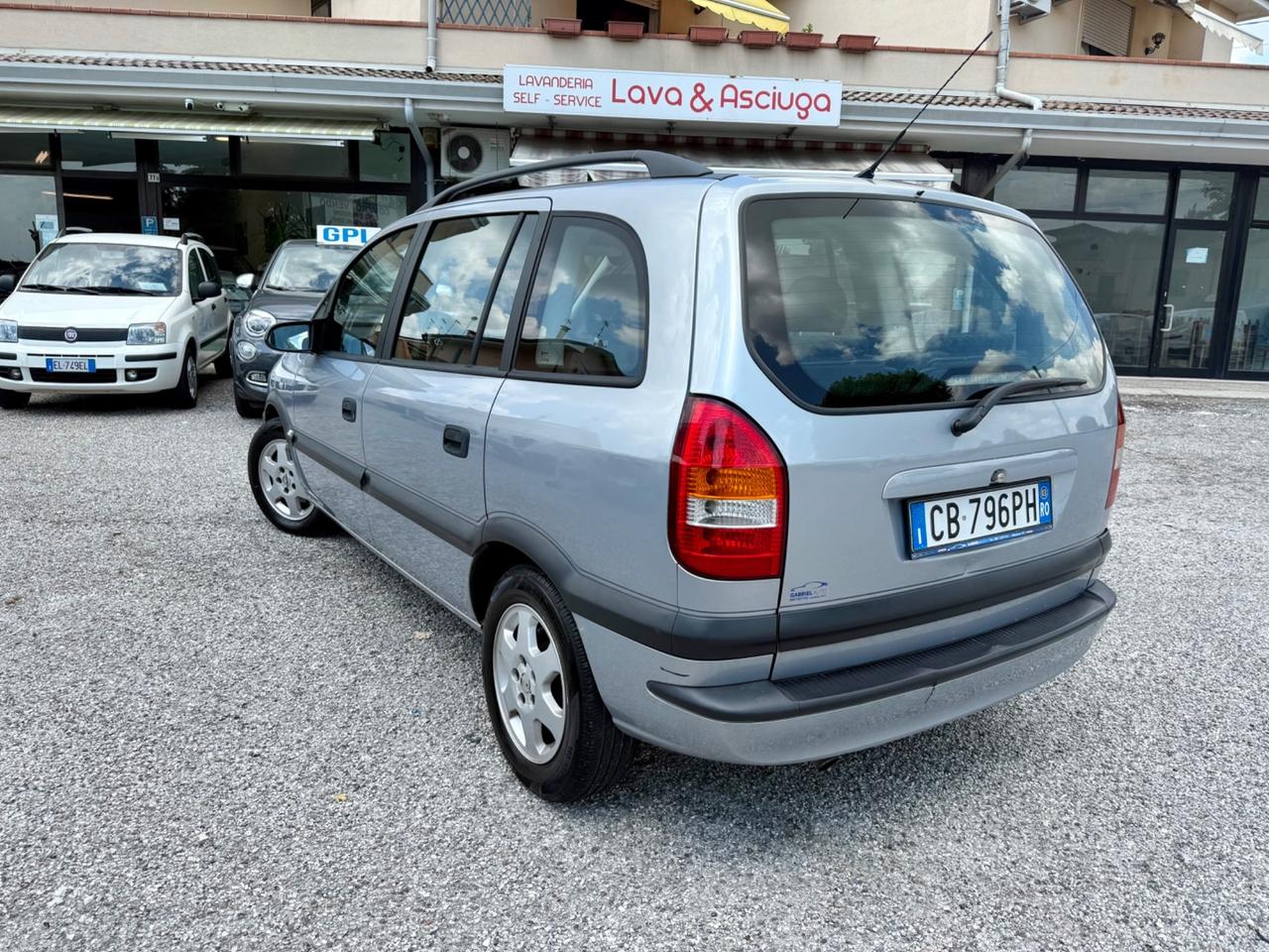Opel Zafira 2.0 16V DTI 7posti g.traino Ok NEOPATENTATI