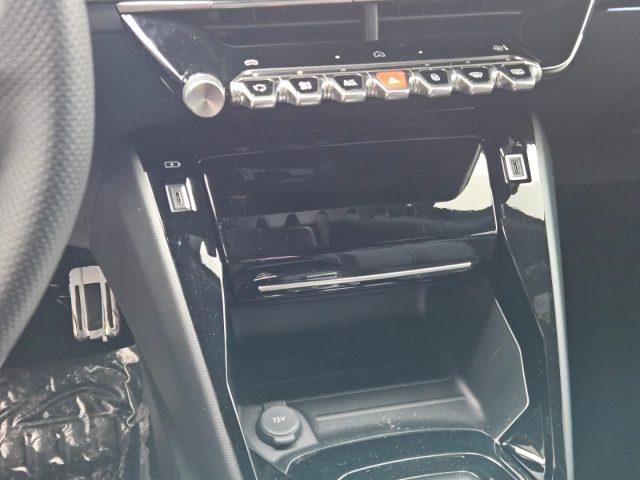 PEUGEOT 2008 Hybrid 145 e-DCS6 GT tua da ?299,00 mensili