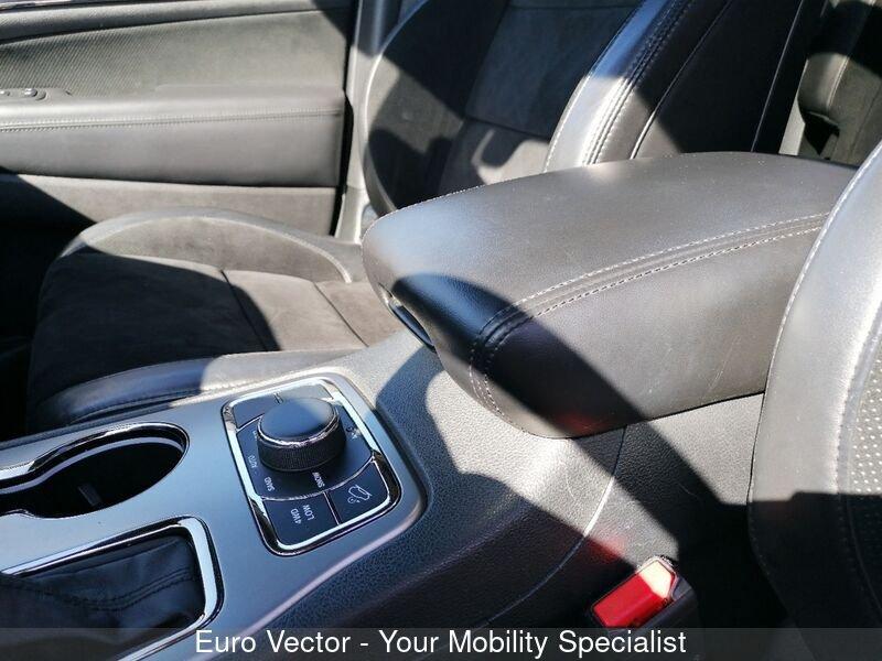 Jeep Grand Cherokee 3.0 V6 CRD 250 CV Multijet II Summit