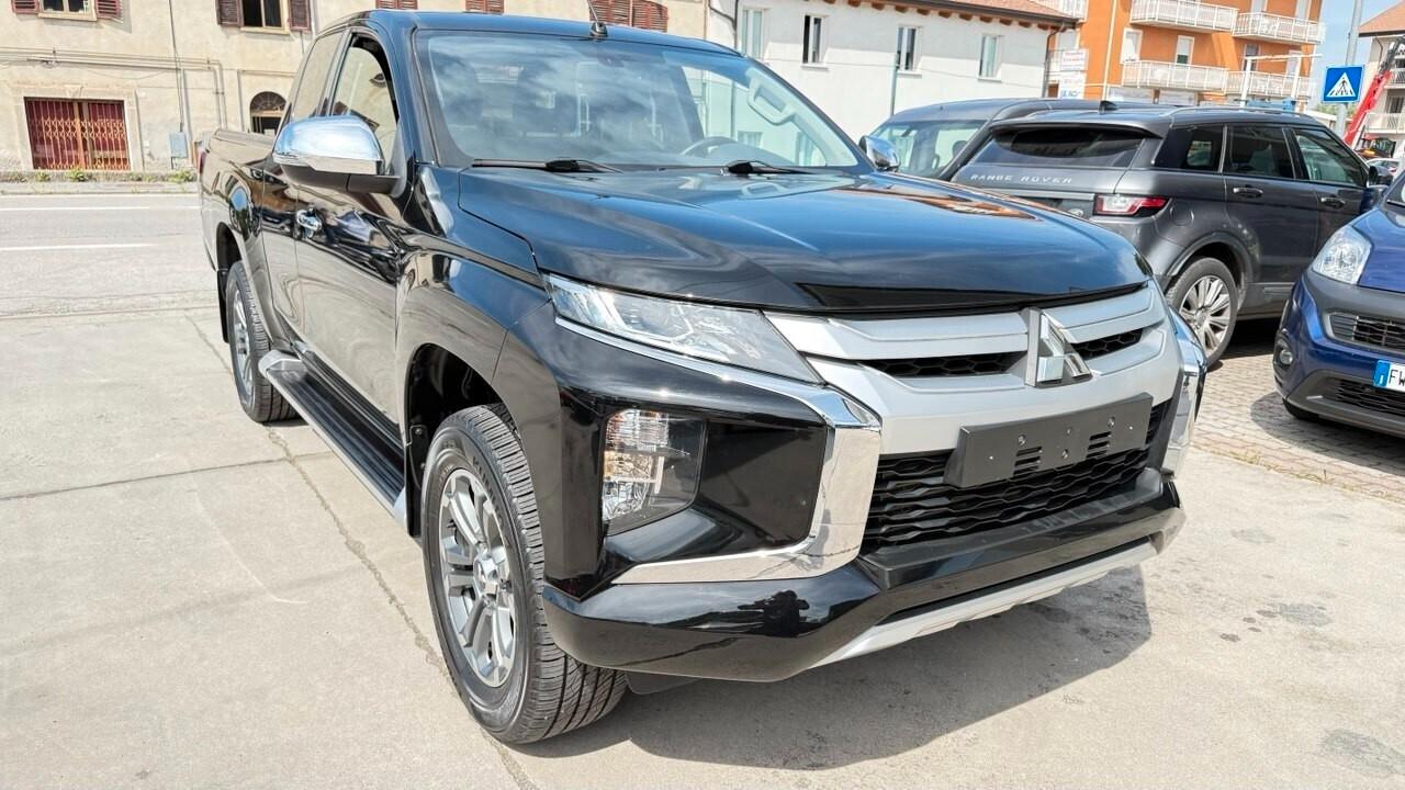Mitsubishi L200 2.4 DI-D/154CV Club Cab Invite