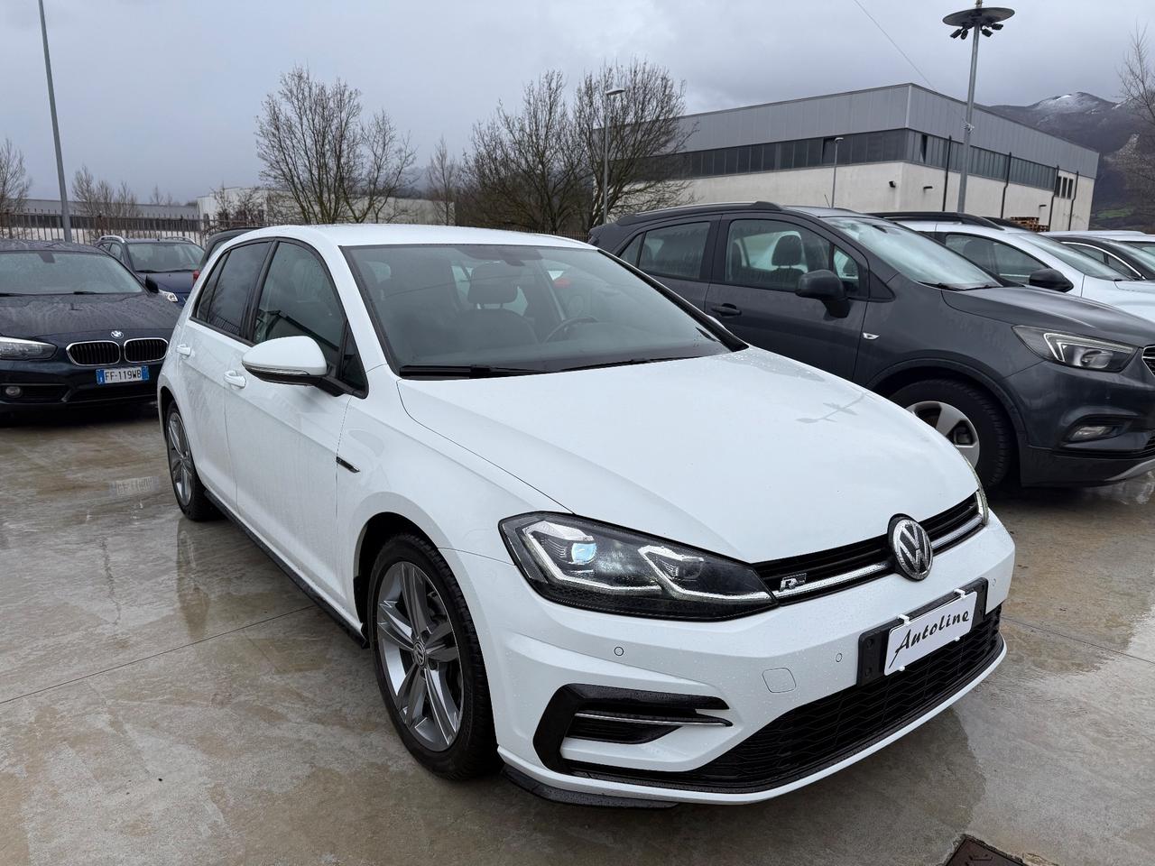 Volkswagen Golf 1.6 TDI 115 CV -R LINE- KEYLESS