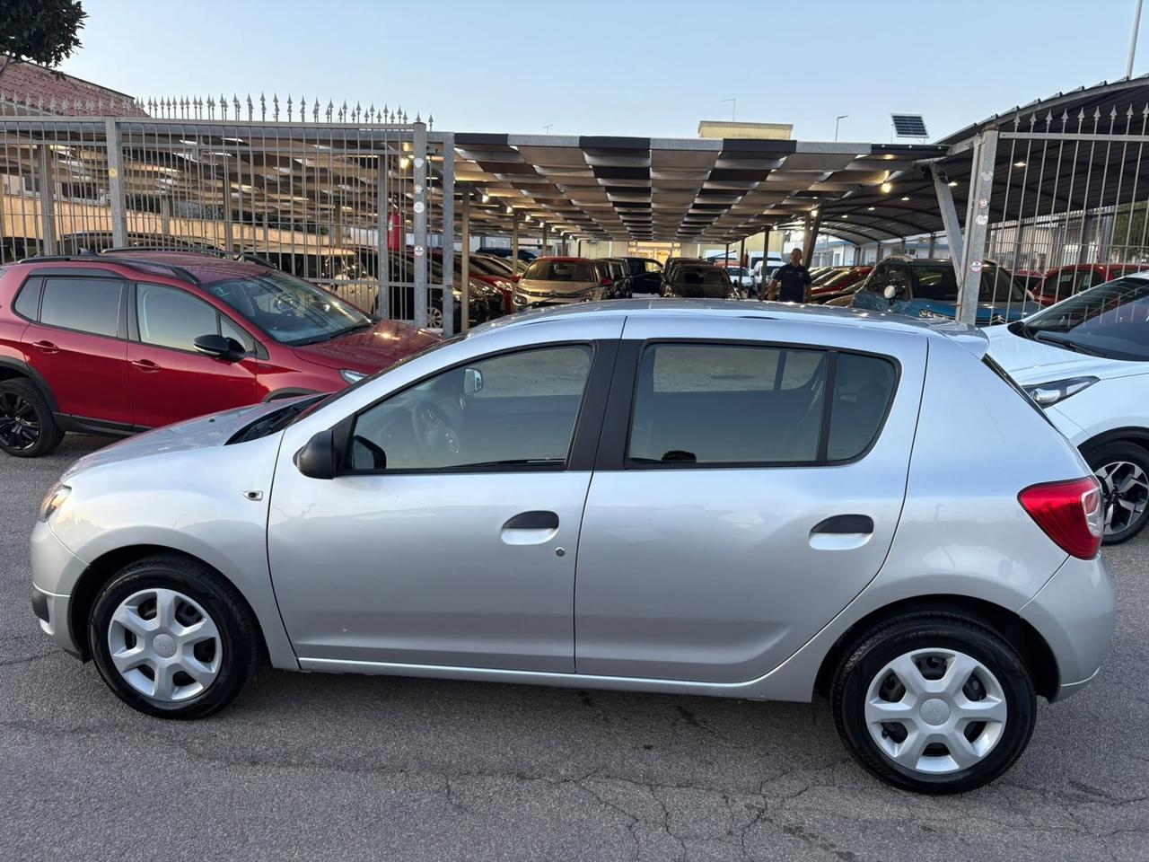 Dacia Sandero 1.2 Lauréate Unipro 2016