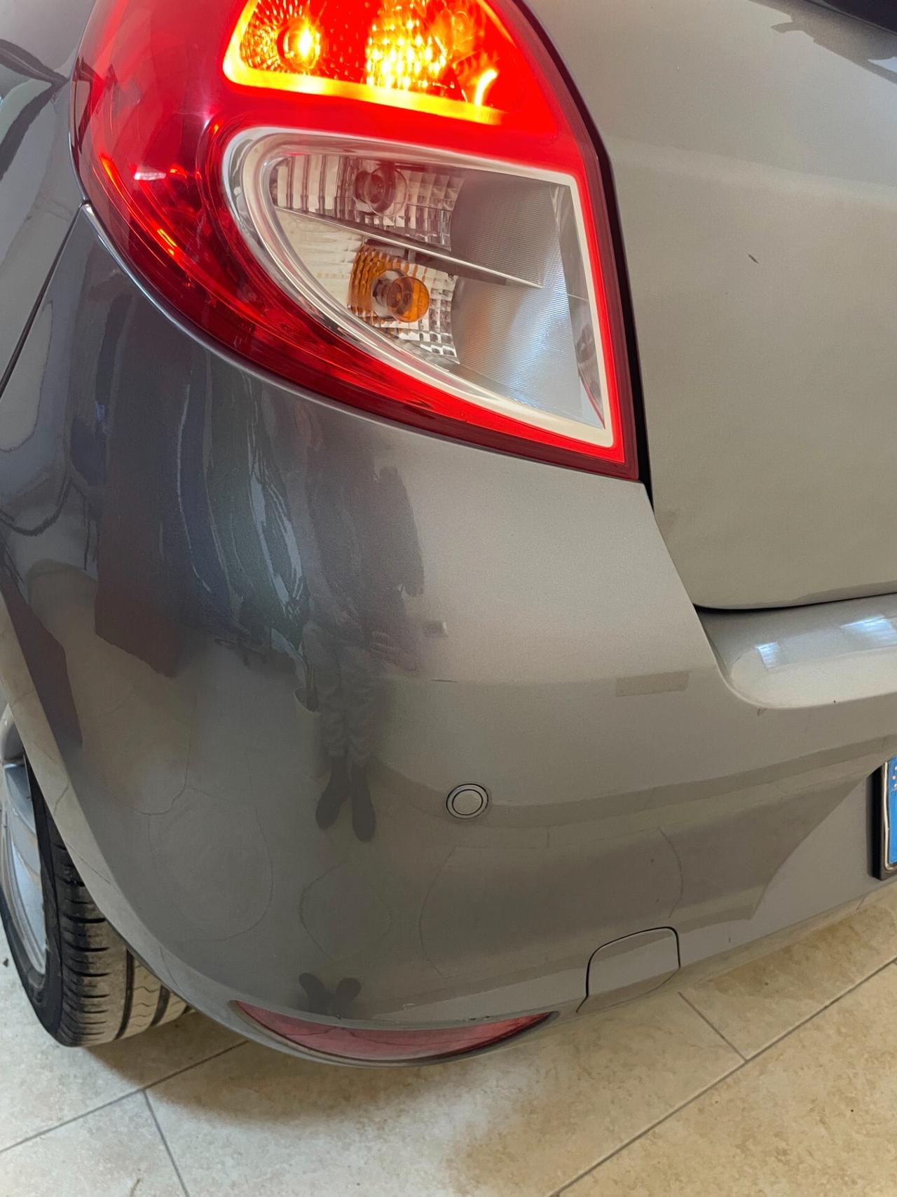 Renault Clio 1.2 5P Live! FULL OPTIONAL TAGLIANDATA NEOPATENTATI