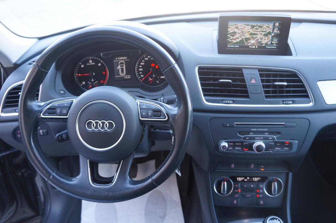 Audi Q3 2.0 TDI 120 CV Business