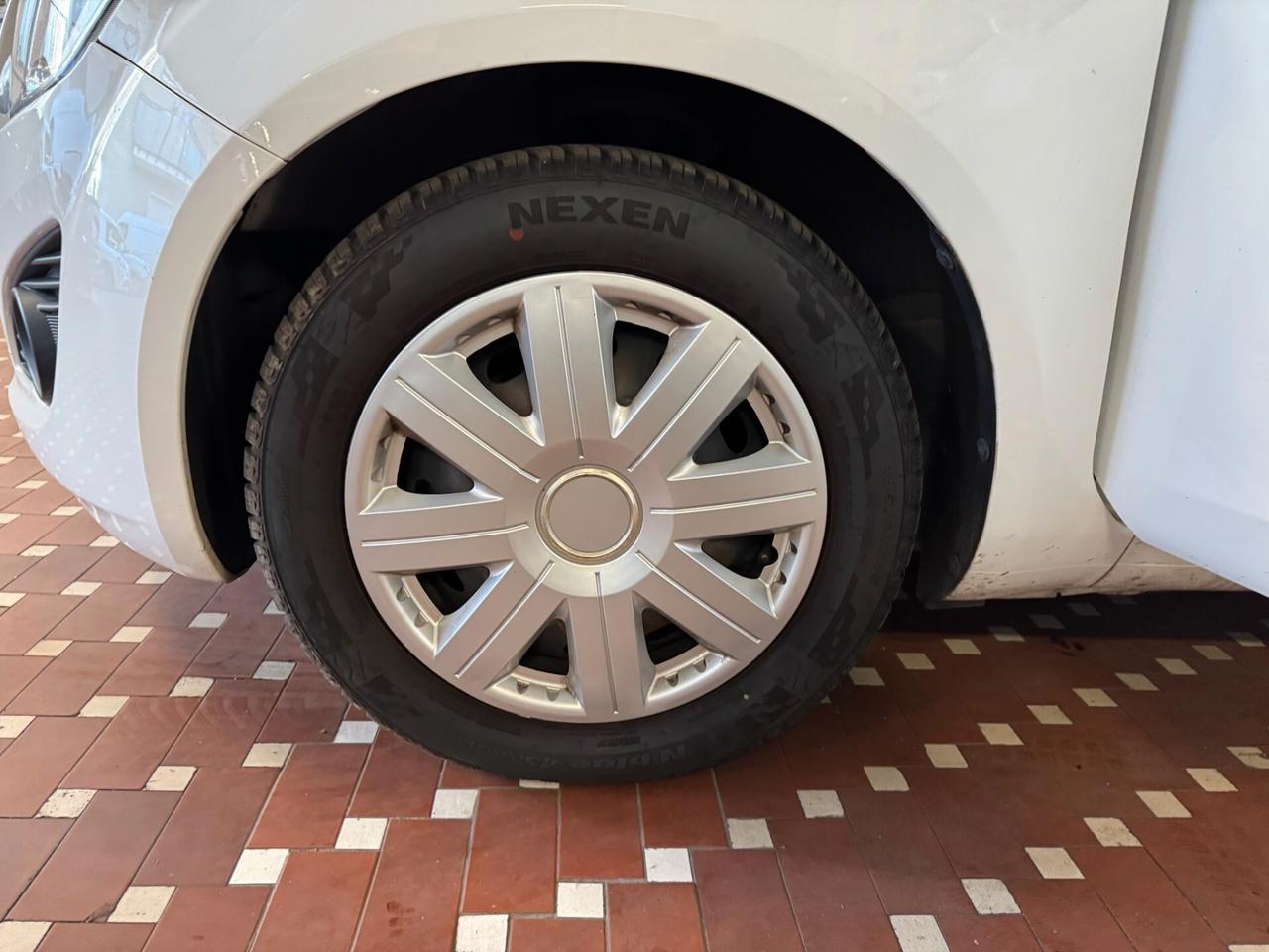 Suzuki Splash 1.0 VVT GL - UNICO PROPRIETARIO