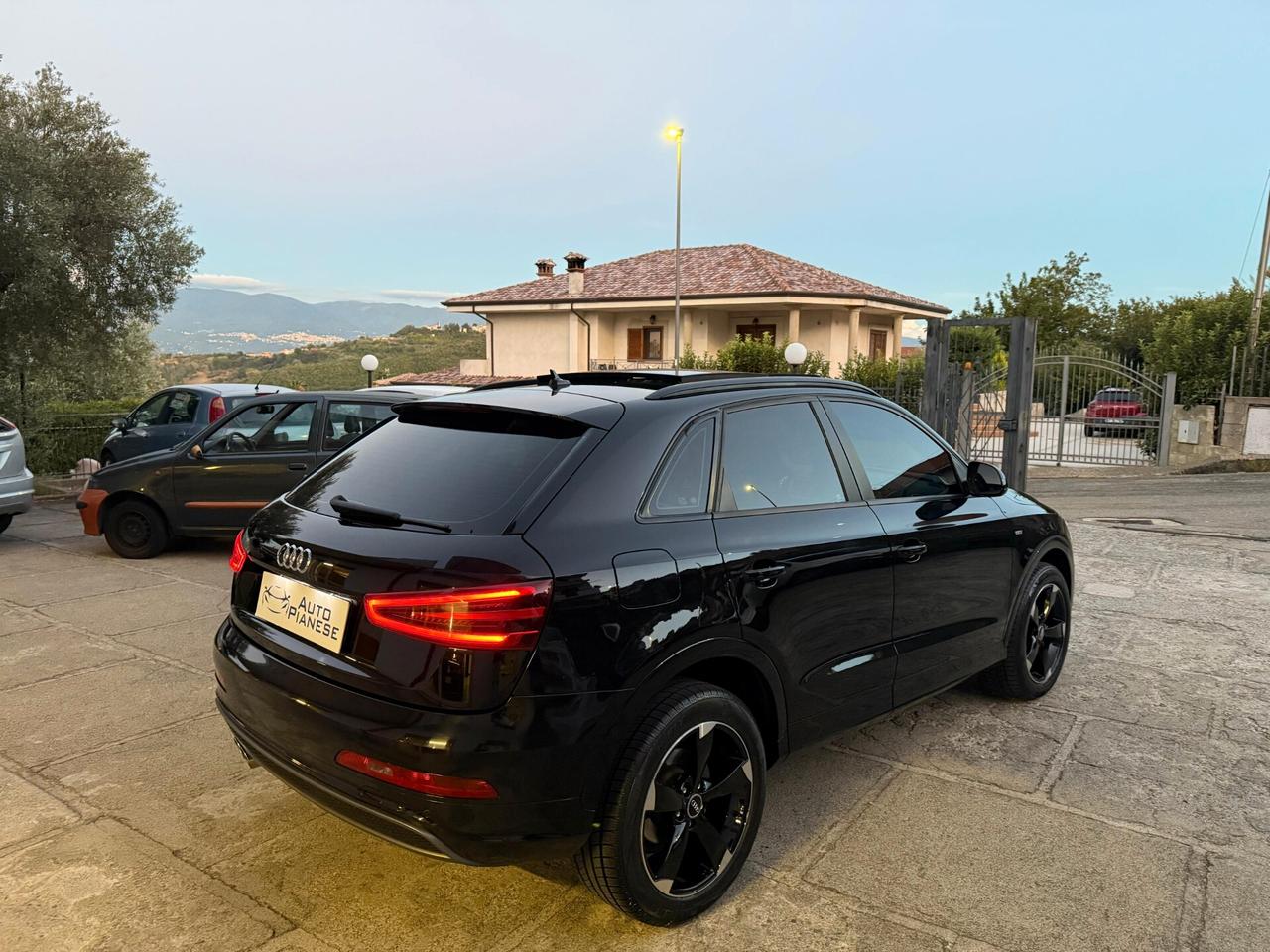 Audi Q3 2.0Tdi 140CV S-Line Tetto Full