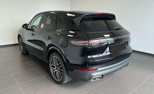 PORSCHE Cayenne 3.0 V6