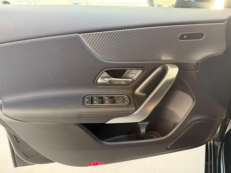 Mercedes-Benz Classe A A 180 Automatic (NUOVO MODELLO)