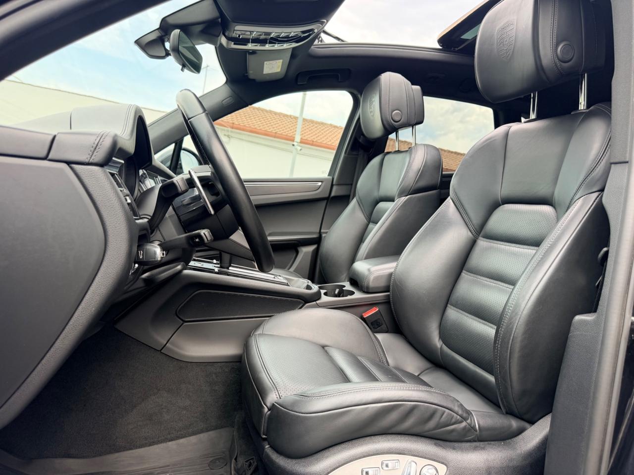 Porsche Macan 2.0 265cv in garanzia
