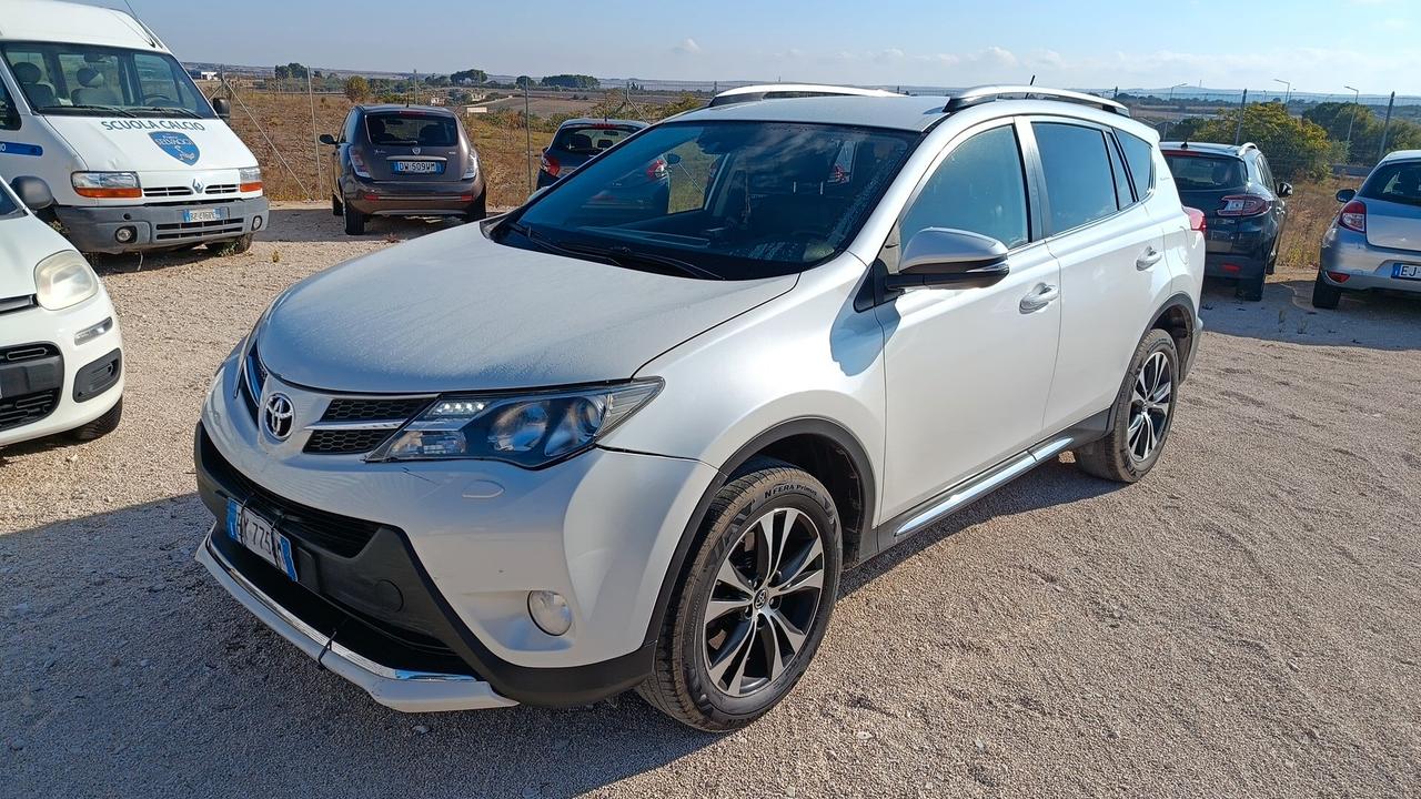 Toyota RAV 4 RAV4 2.0 D-4D 4WD Style White Ed.