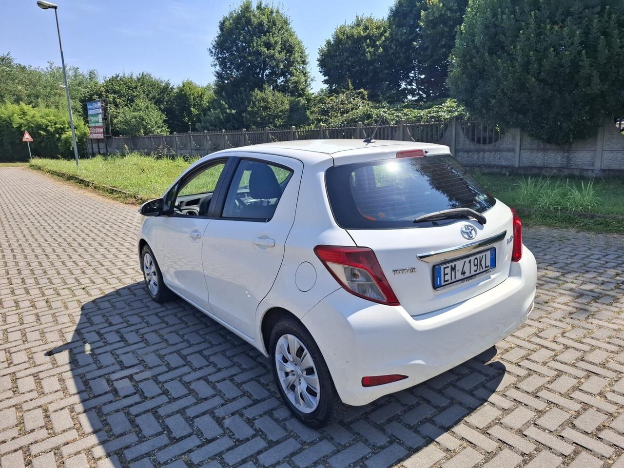 Toyota Yaris 1.0 5 porte Lounge