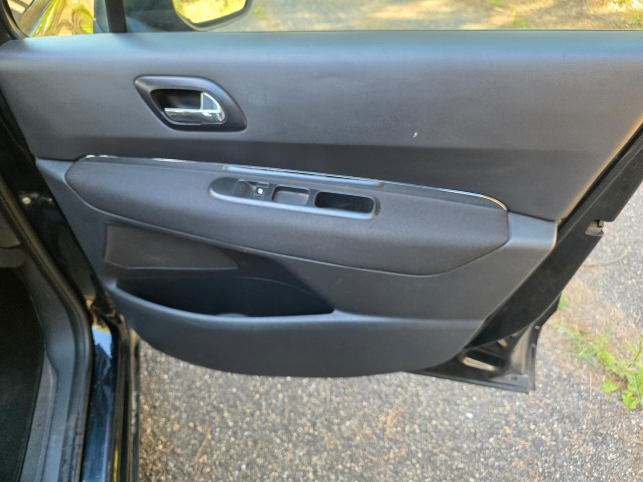 Peugeot 3008 2.0 HDi 150CV Tecno