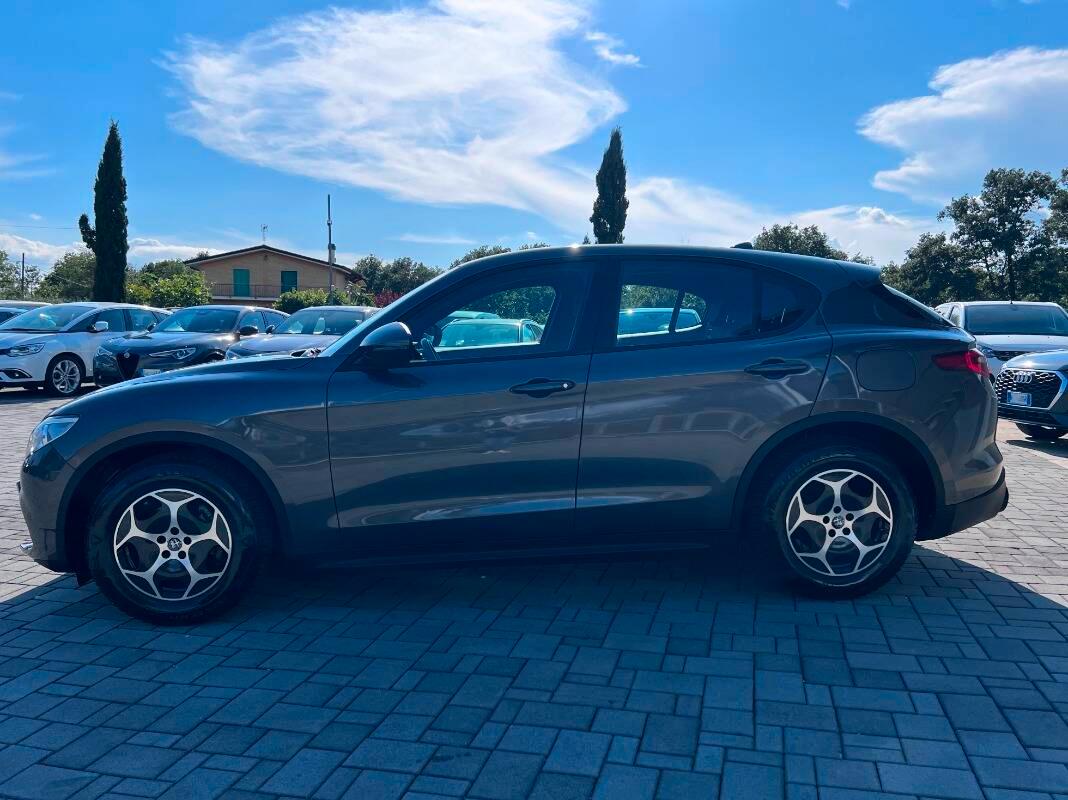 Alfa Romeo Stelvio 2.2 t Business rwd 160cv auto