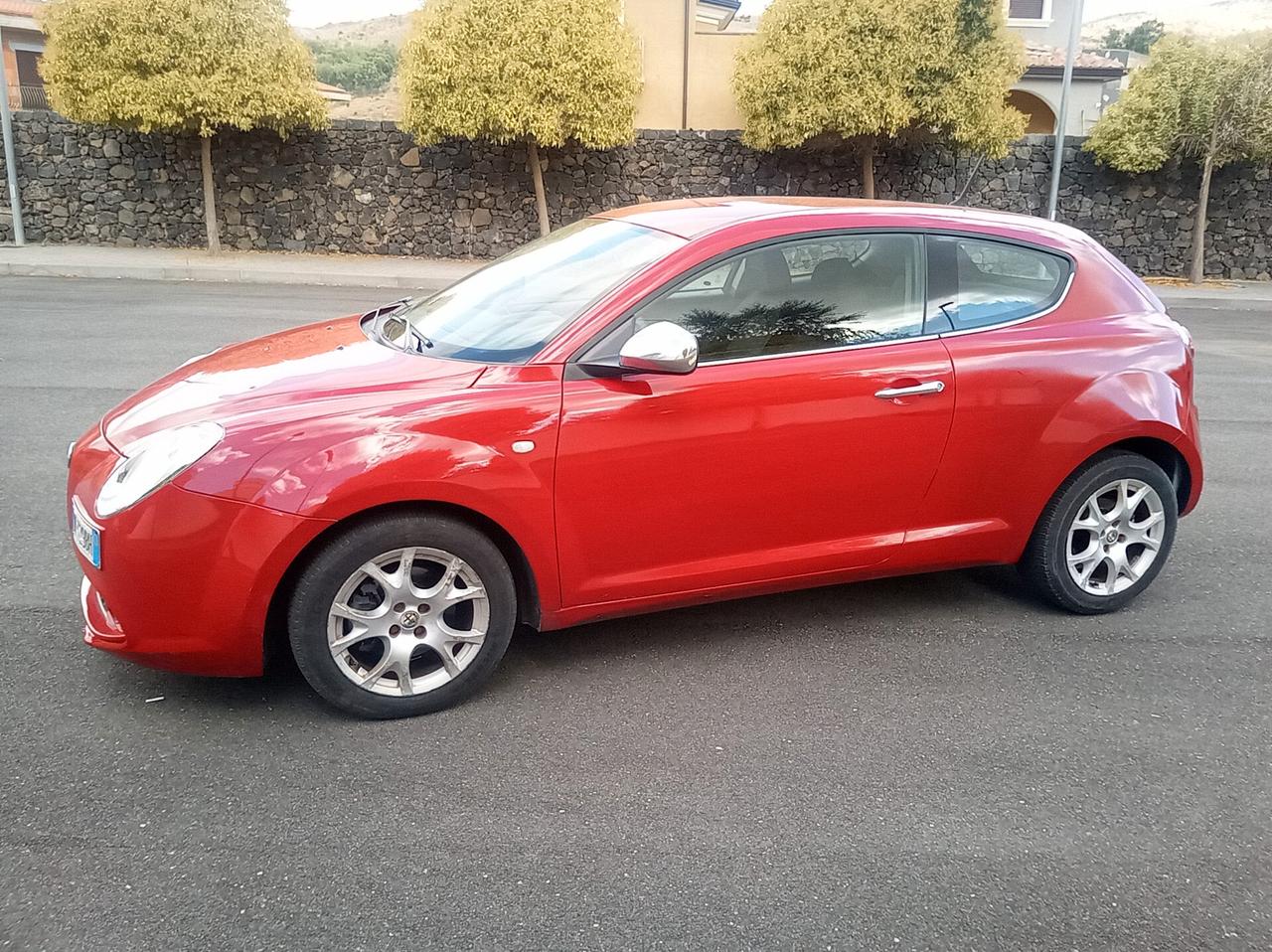 Alfa Romeo MiTo 1.6 JTDm 16V Distinctive Sport Pack