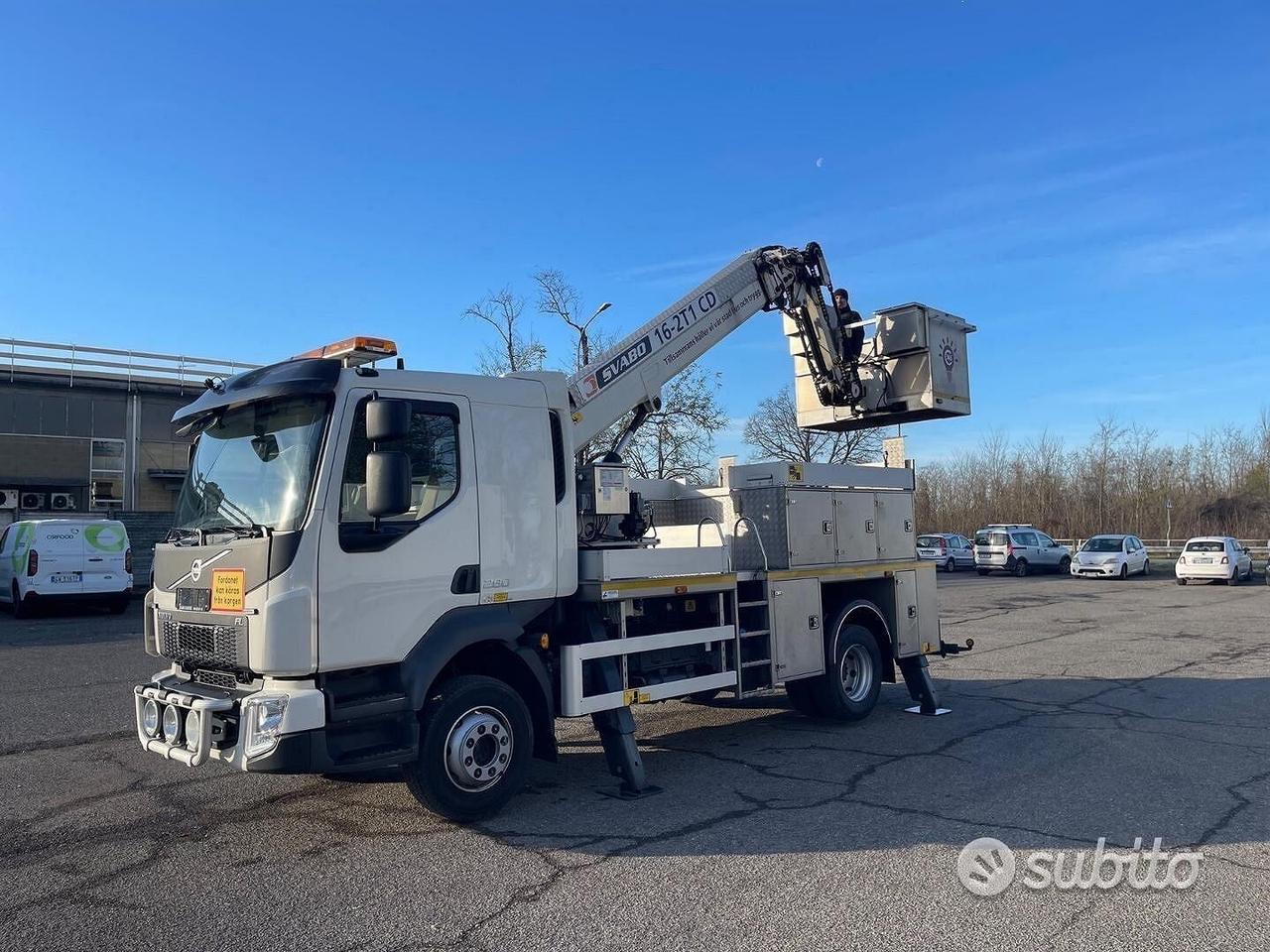 Piattaforma -PARI AL NUOVOO 30 MILA KM -OK PERMUTE