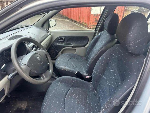 RENAULT Clio 1.4 16V cat 5 porte Expression