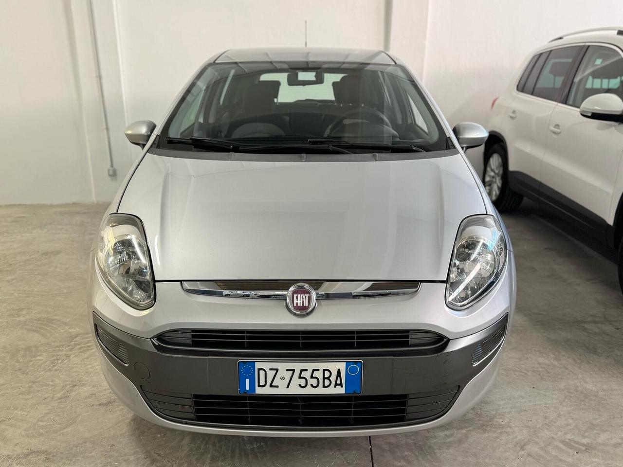 Fiat Punto Evo 5p 1.4 AUTOMATICA 77cv GARANZIA 12 MESI