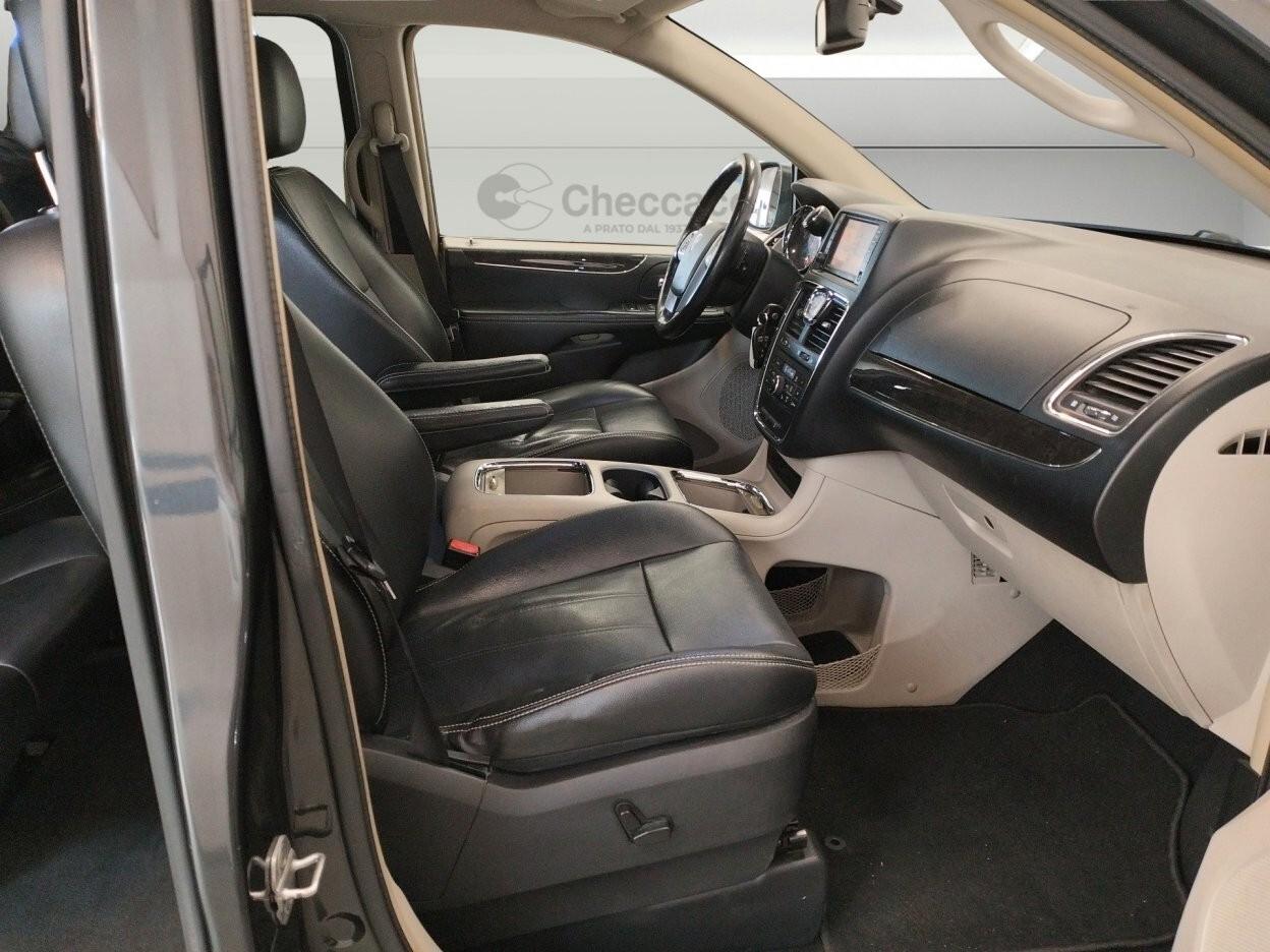 Lancia Voyager 2.8 Turbodiesel Platinum 177 CV
