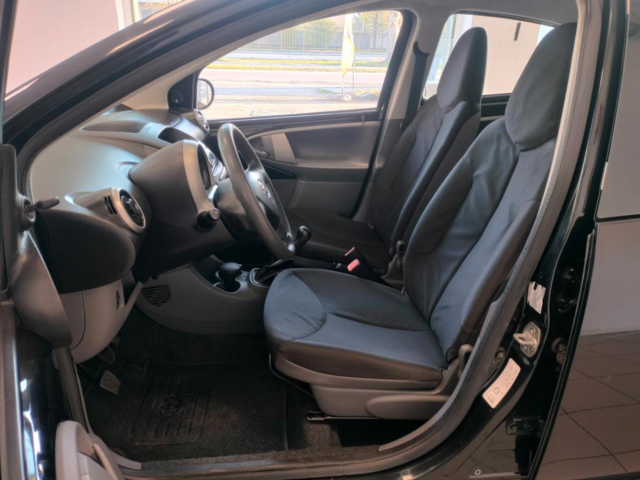 Toyota Aygo 1.0 12V VVT-i 5 porte