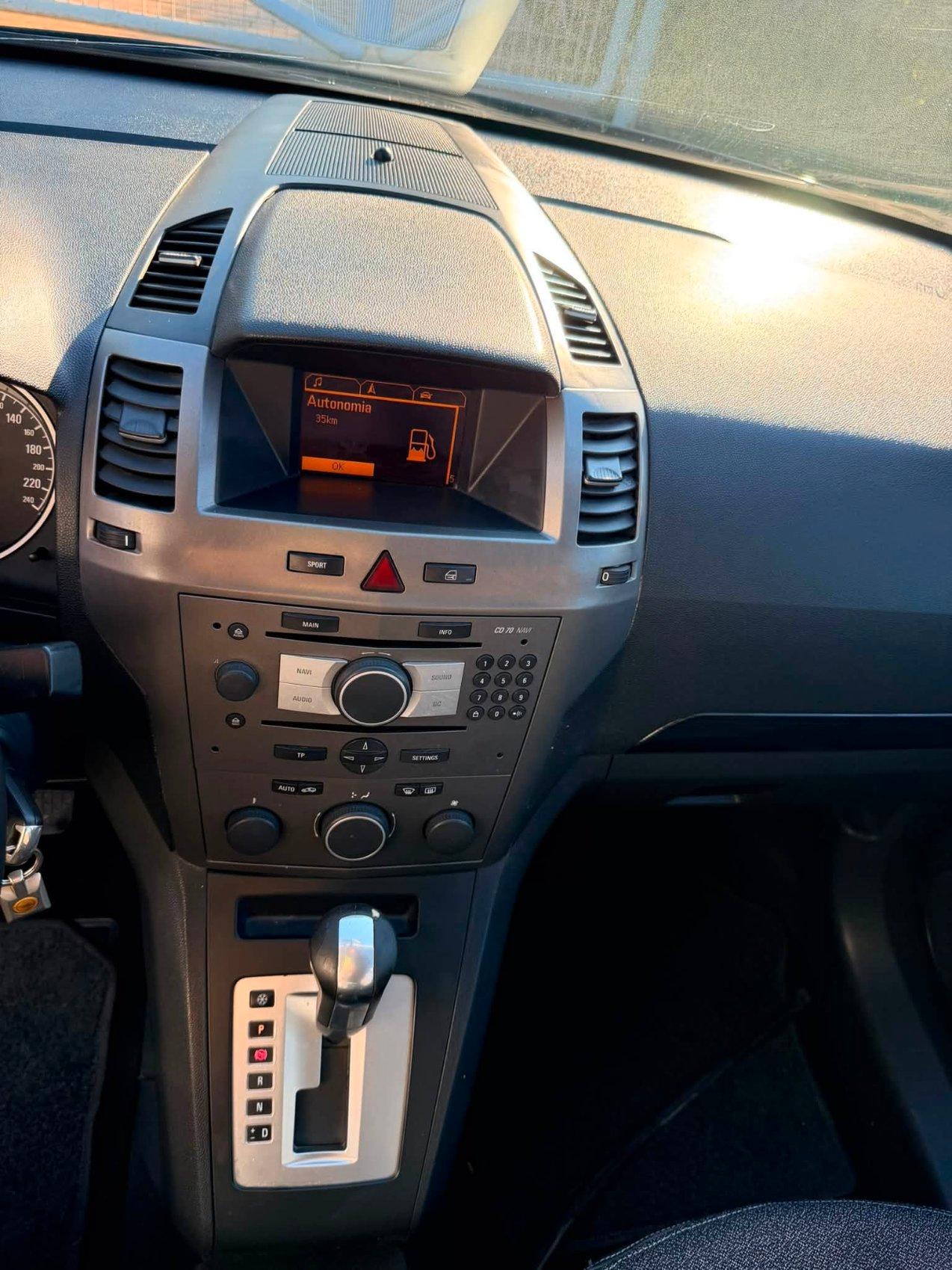 Opel Zafira 1.9 cdti Cosmo 120cv auto