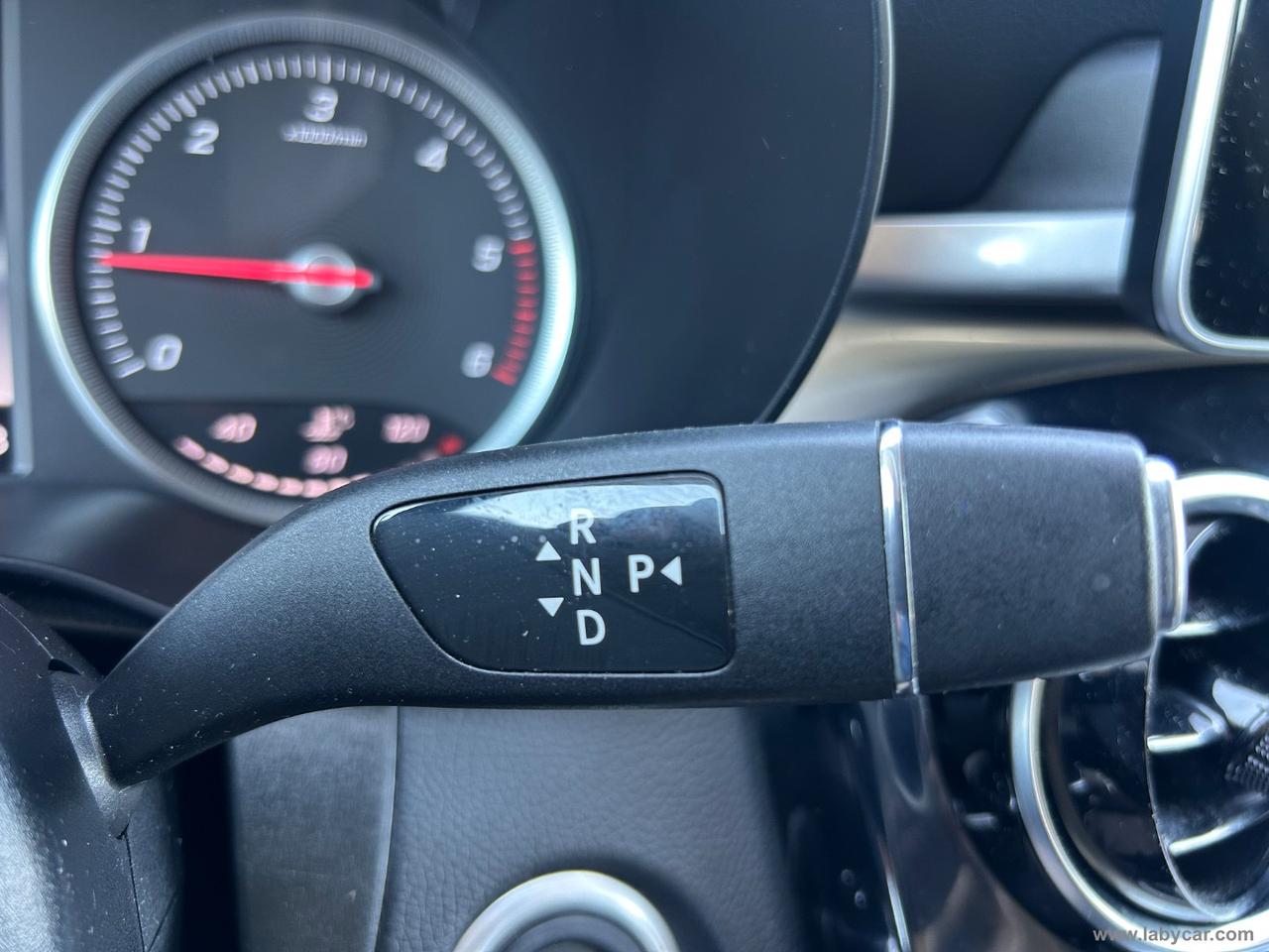 MERCEDES-BENZ GLC 220 d 4Matic Sport
