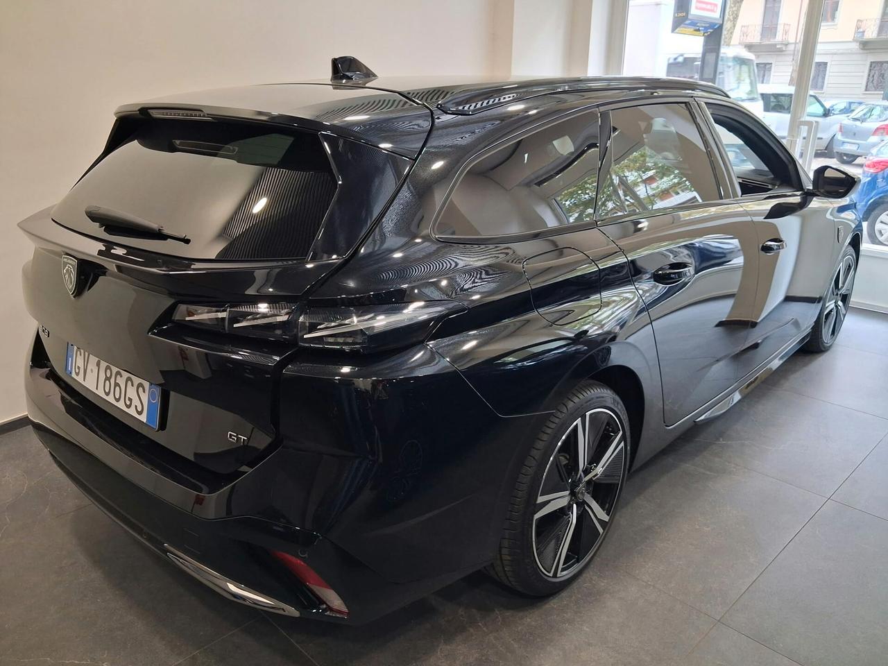 Peugeot 308 PureTech Turbo 130 S&S EAT8 SW GT