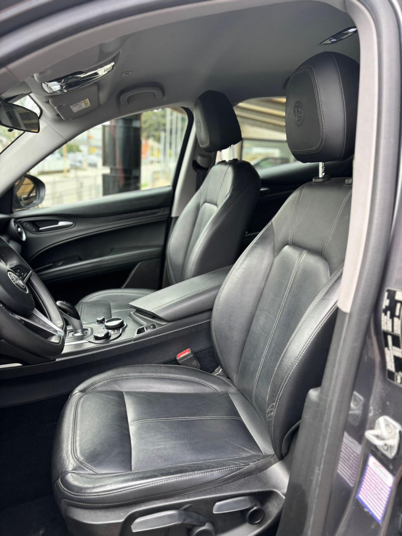 Alfa Romeo Stelvio 2.2 Turbodiesel 180 CV AT8 Q4 Executive