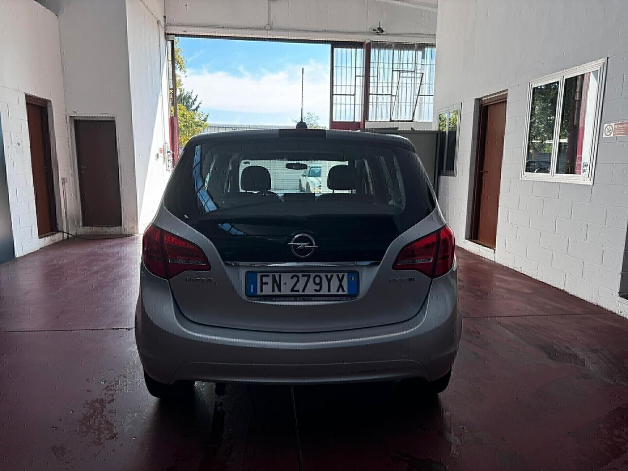 Opel Meriva 1.6 cdti STARTeSTOP COSMO NEOPAT e 6b può circolare dappertutto
