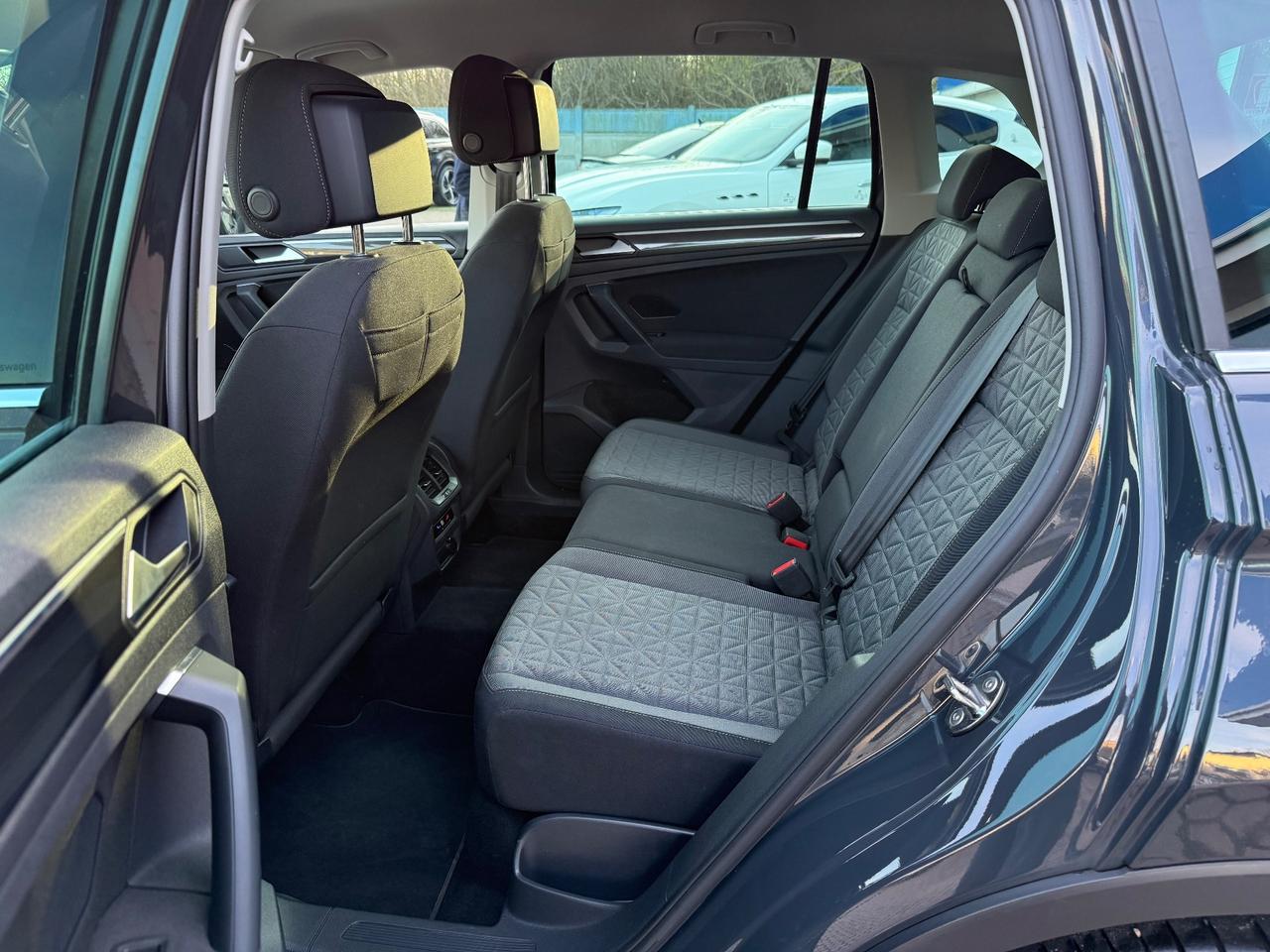 Volkswagen Tiguan 2.0 TDI SCR Life OK NEOPATENTATI