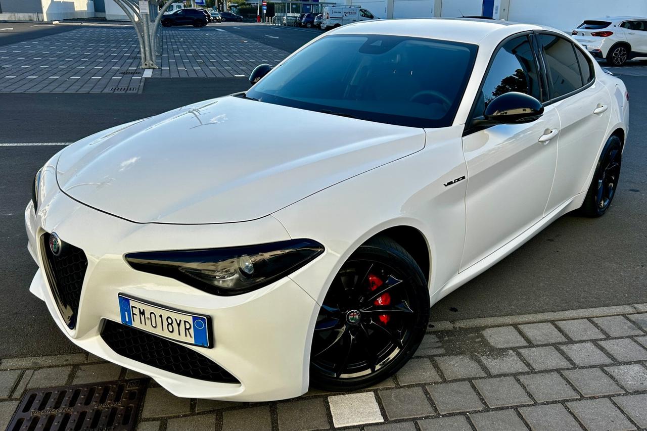 Alfa Romeo Giulia 2.2 D q2 VELOCE 180 CV AT8