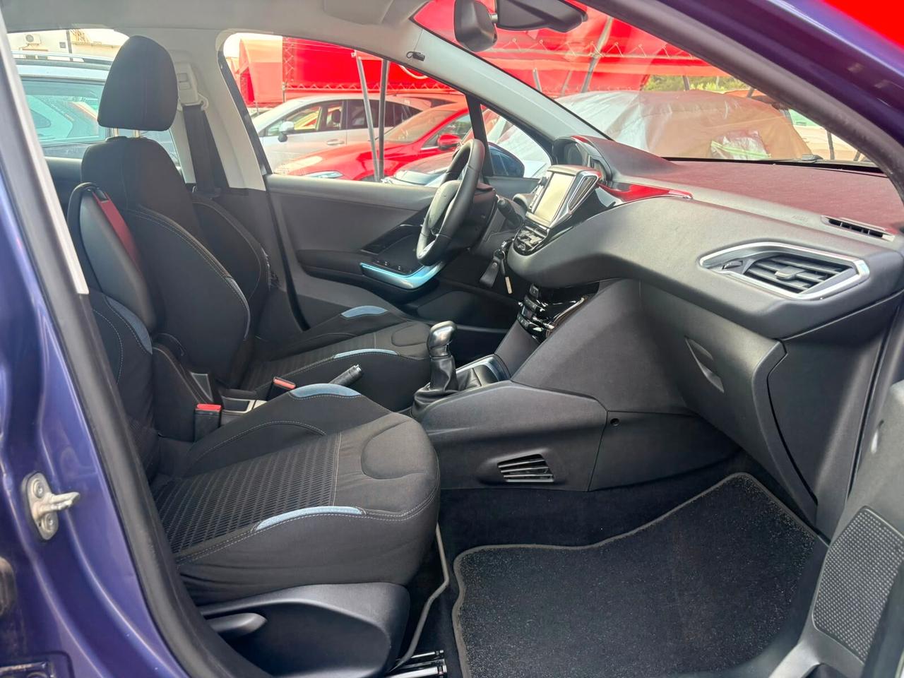 Peugeot 208 1.2 VTi 82 CV 5 porte Allure