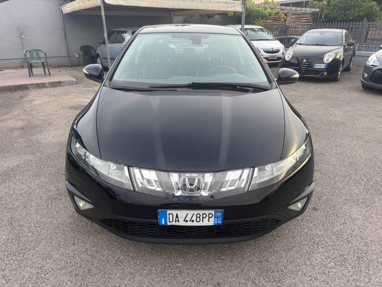 Honda Civic 1.8 i-VTEC 5p. Executive i-P
