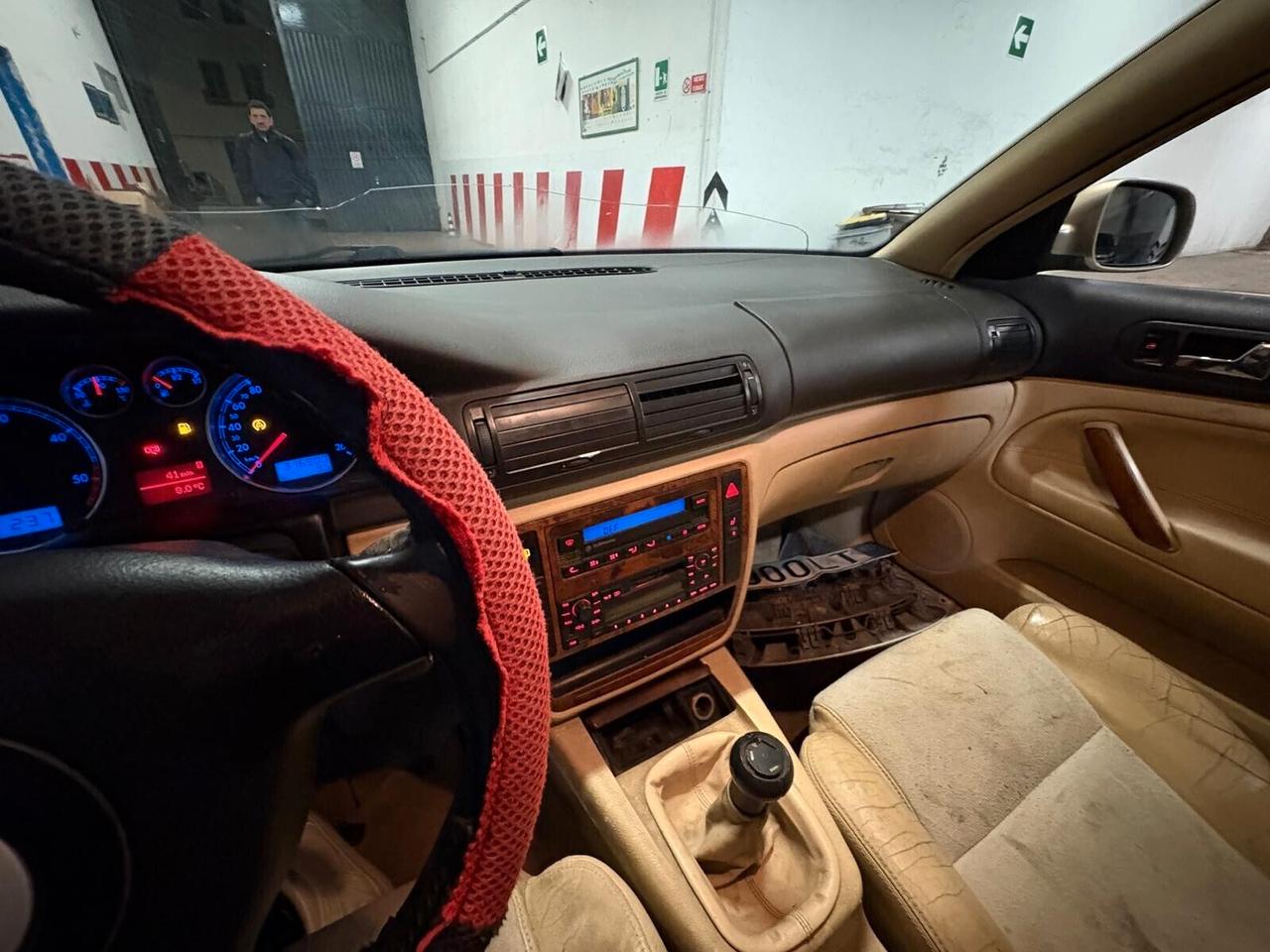 Volkswagen Passat 1.9 TDI/130 CV cat Highline