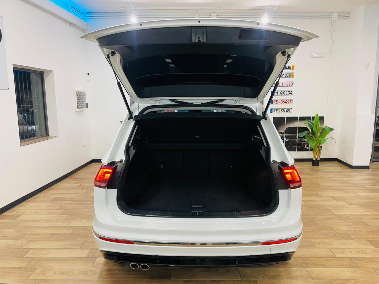 Volkswagen Tiguan 2.0 TDI R-LINE BlueMotion Technology