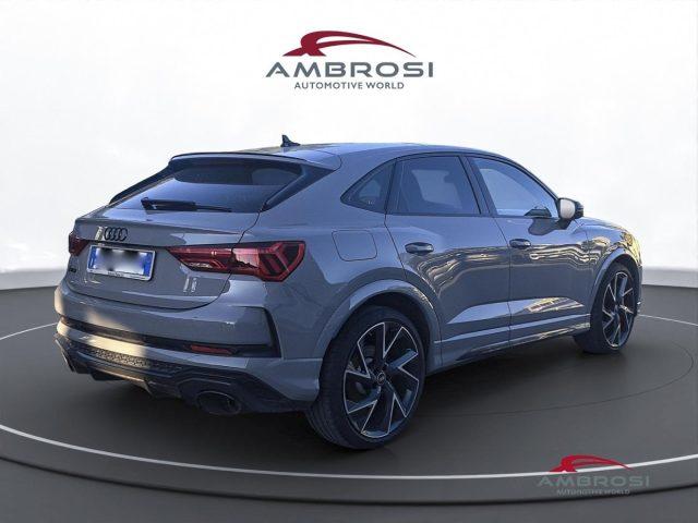 AUDI RS Q3 2.5 quattro s-tronic