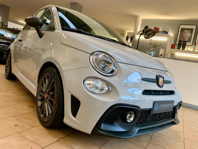Abarth 695 695 1.4 t-jet Competizione 180cv MTA pari al nuovo