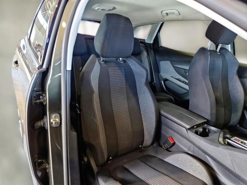 PEUGEOT 3008 BlueHDI 130 EAT8 S/S Business