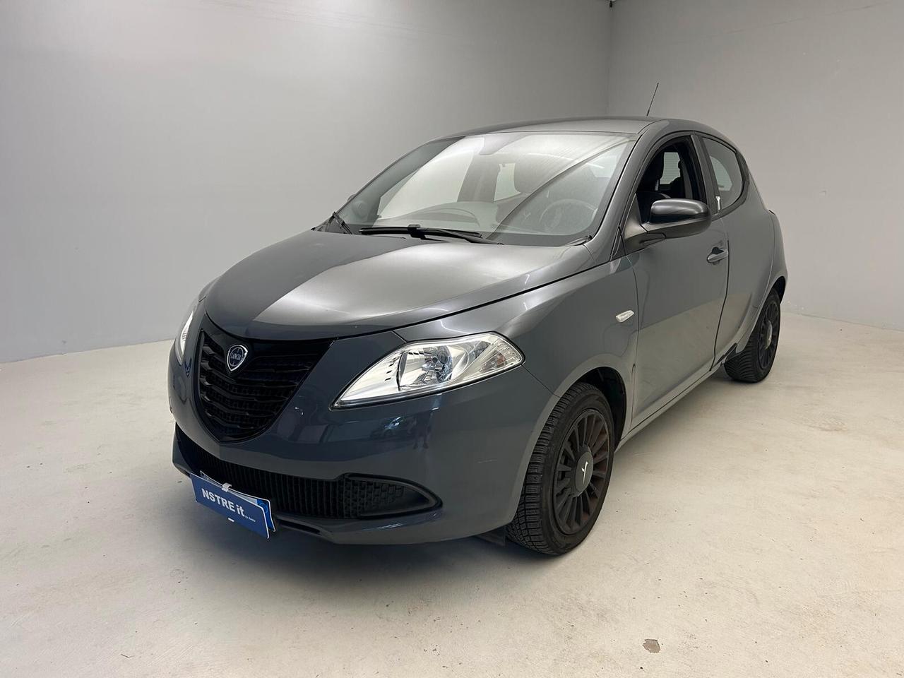 Lancia Ypsilon 1.2 69 CV 5 porte Gold