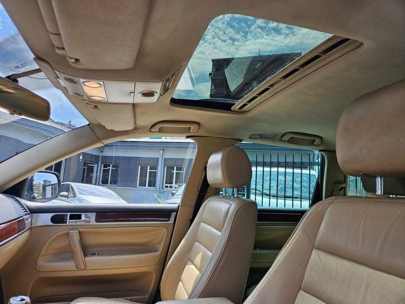 Volkswagen Touareg 2.5 TDI 4X4