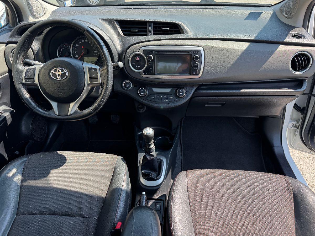 TOYOTA - Yaris - 1.3 3 porte Lounge TAGLIANDI CERTIFICATI
