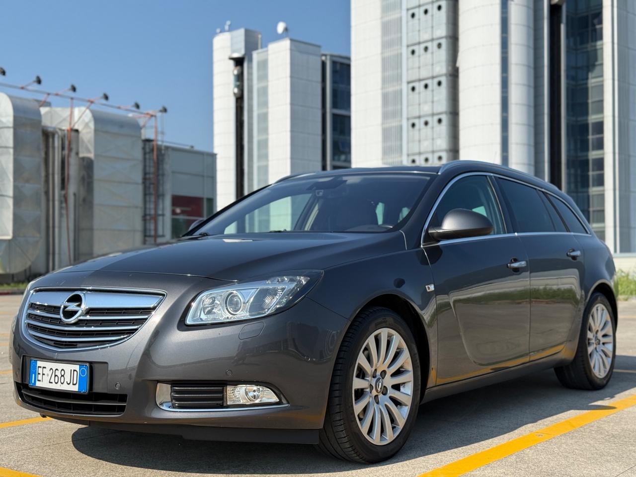 Opel Insignia 2.0 CDTI Sports Tourer Cosmo OK NEOPATENTATI
