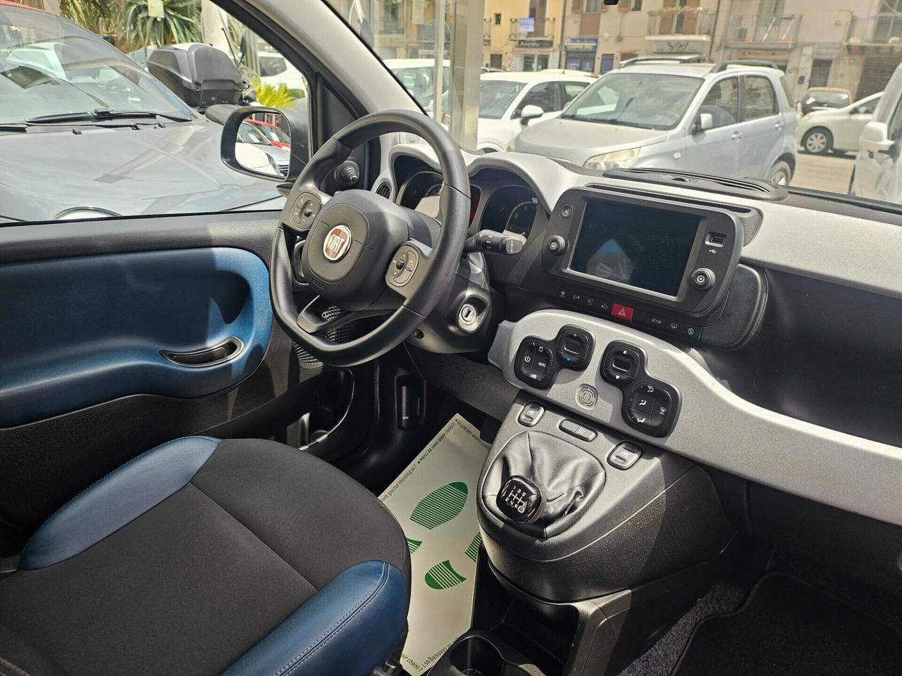 Fiat Panda 1.0 FireFly S&S Hybrid City Cross 05/2022