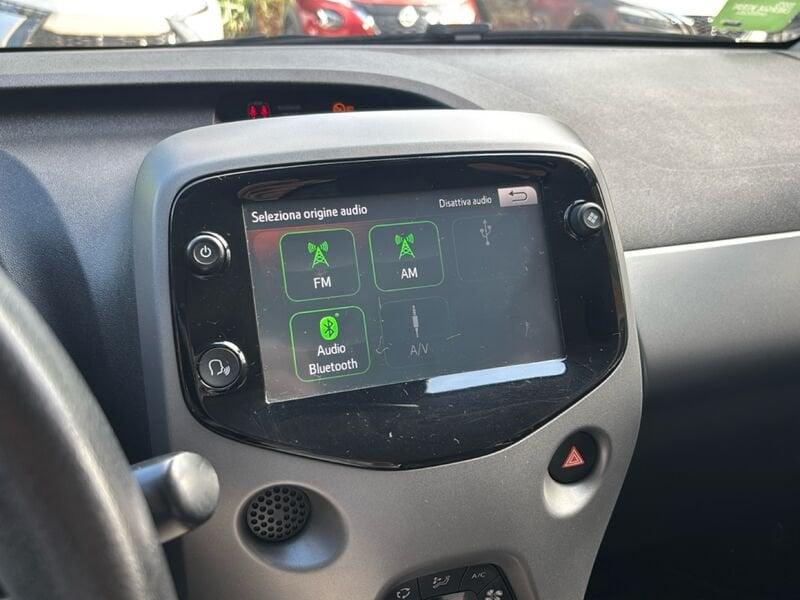 Toyota Aygo 1.0 VVT-i x-play