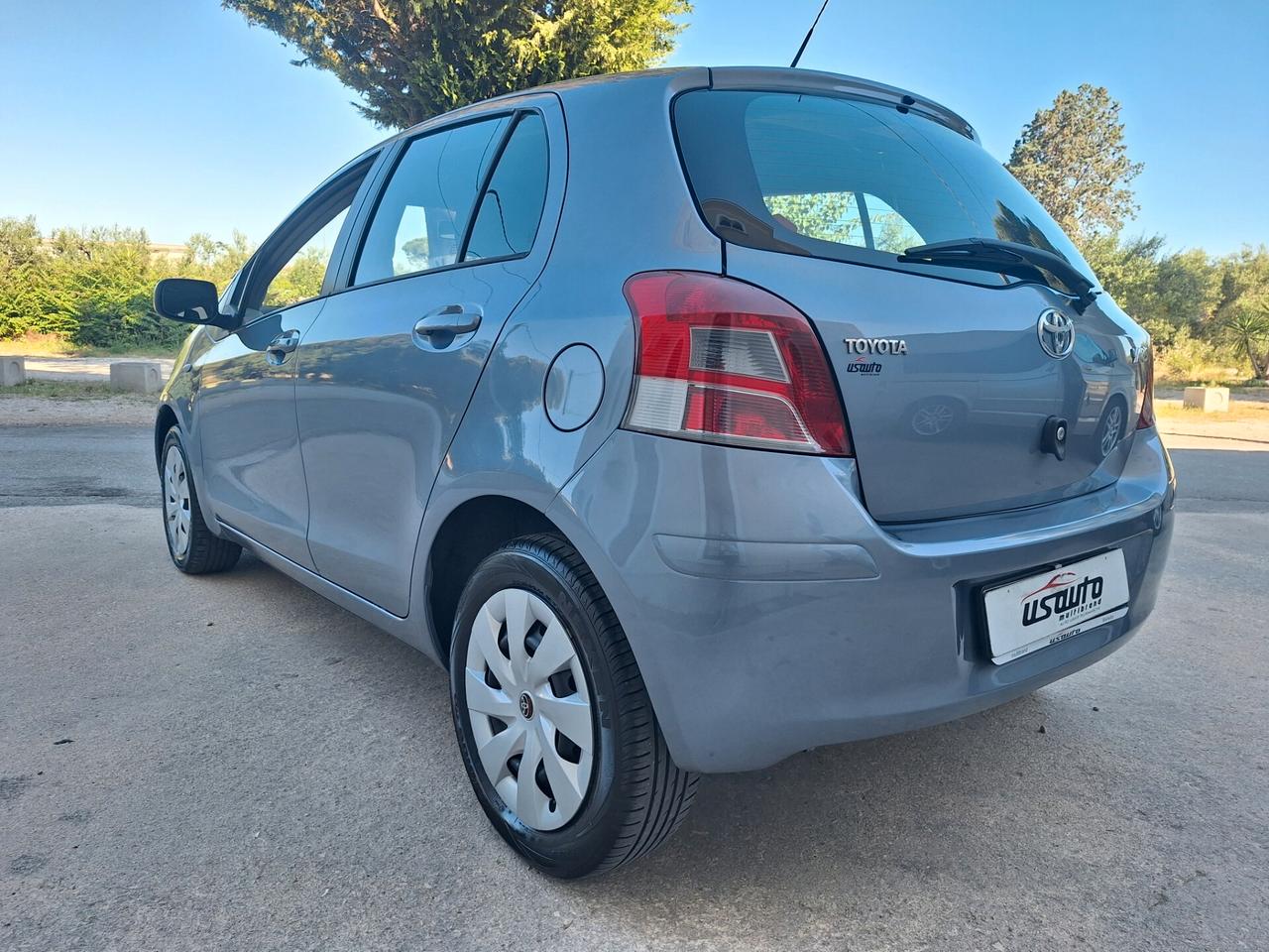 Toyota Yaris 1.0 BENZINA 5 PORTE 2010