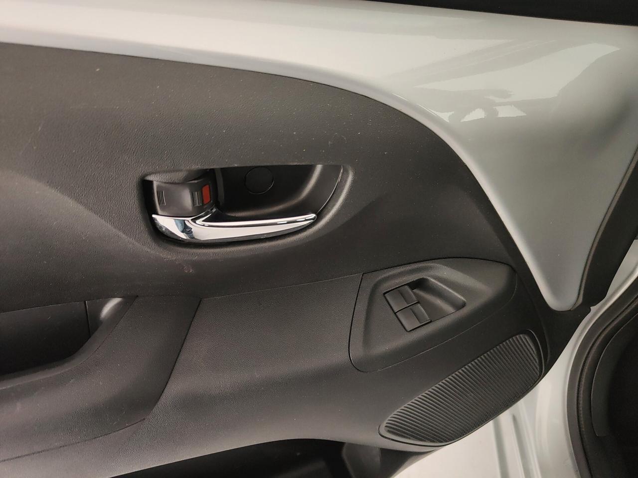 Toyota Aygo 1.0 VVT-i 69 CV 5 porte x-business