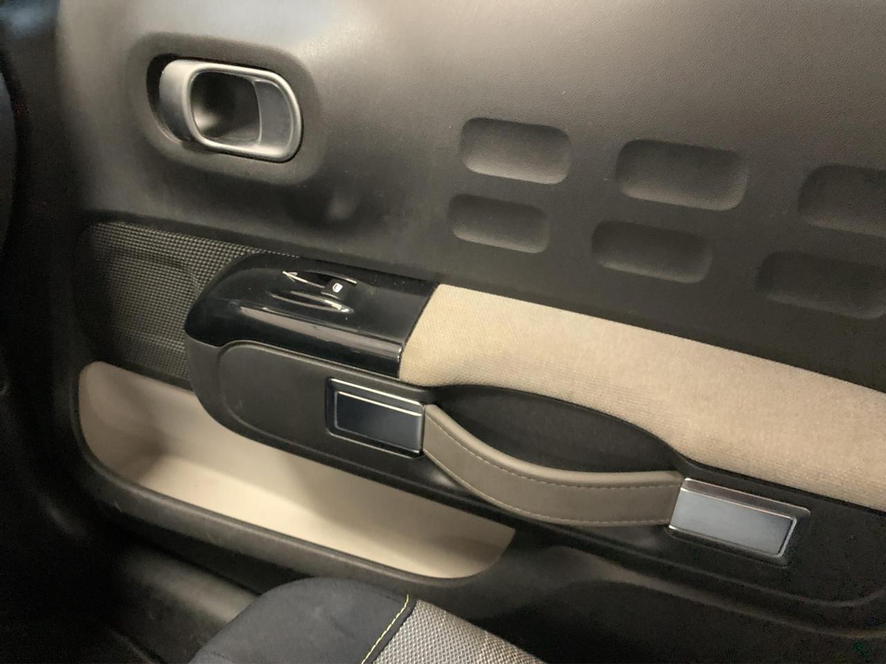 Citroen C3 1.2 puretech Shine 82cv