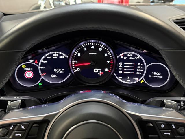 PORSCHE Cayenne Coupé 3.0 V6