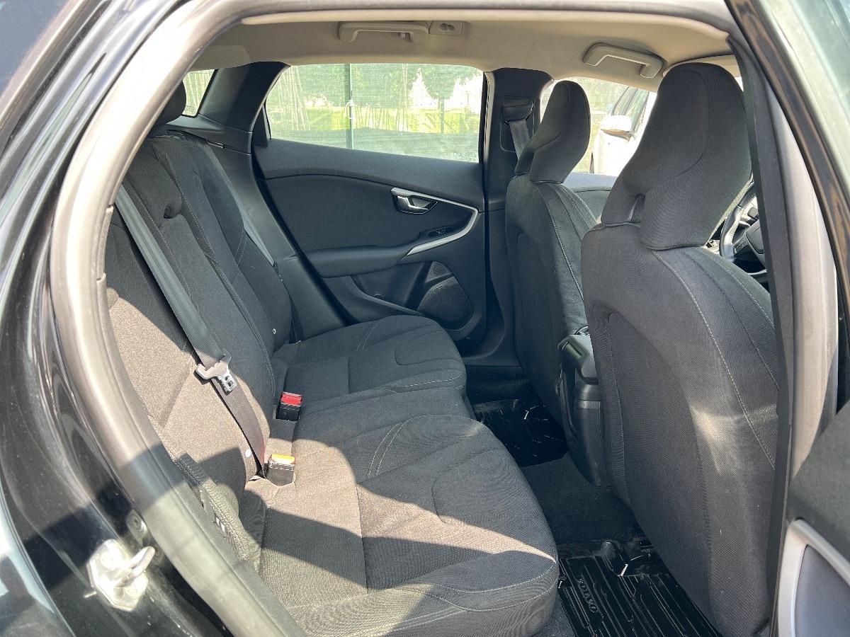 VOLVO - V40 1.6 d2 Business Edition