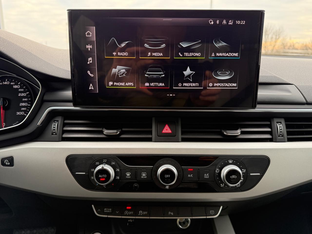 Audi A4 Avant 40 TDI S tronic Business