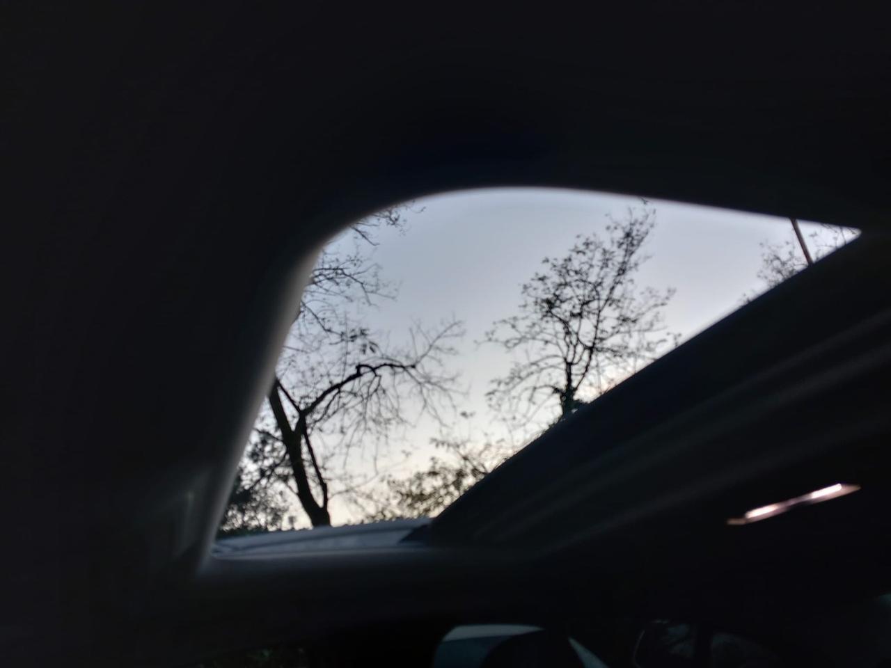 Mazda 3 Mazda3 2.0L e-Skyactiv-X M Hybrid 4p. Exclusive